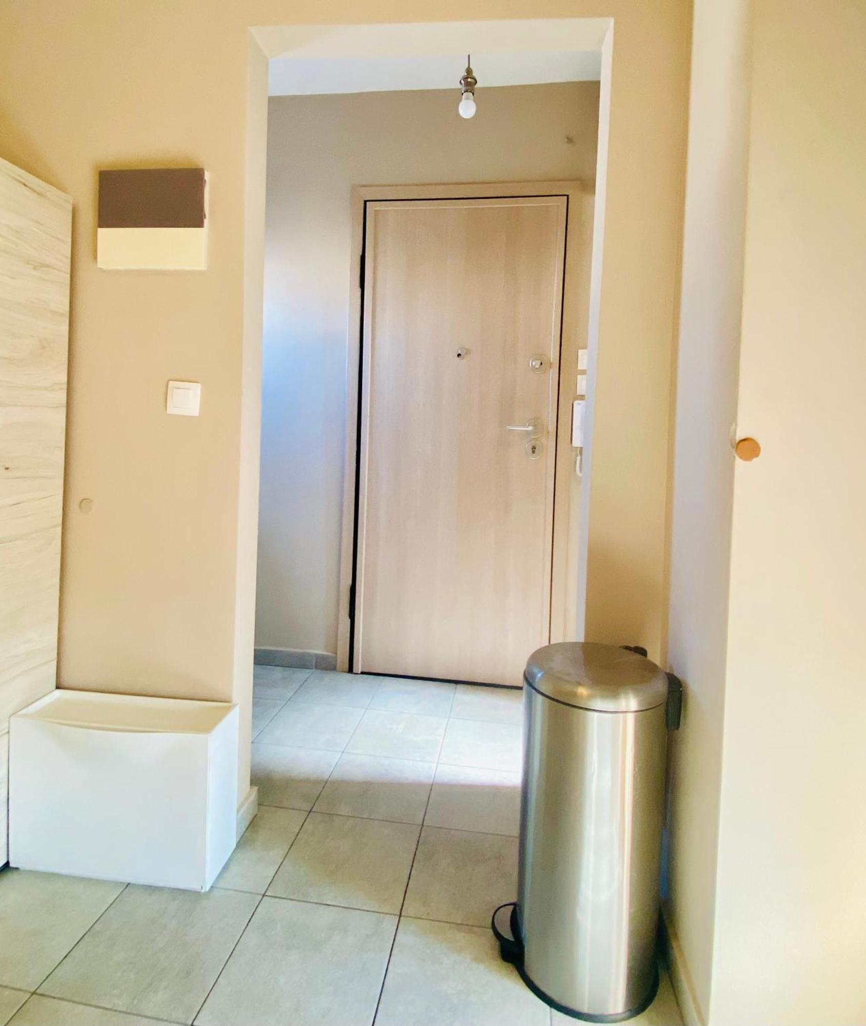 Elegant Studio In The Center Of City. Солун Екстериор снимка